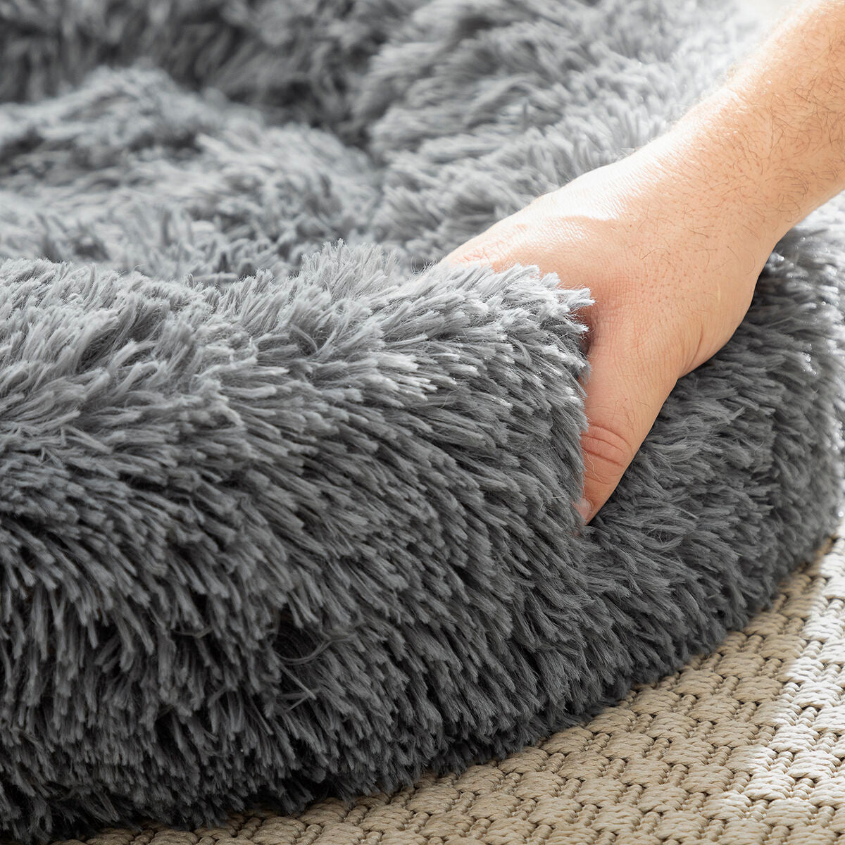Round Comfort Pet Bed